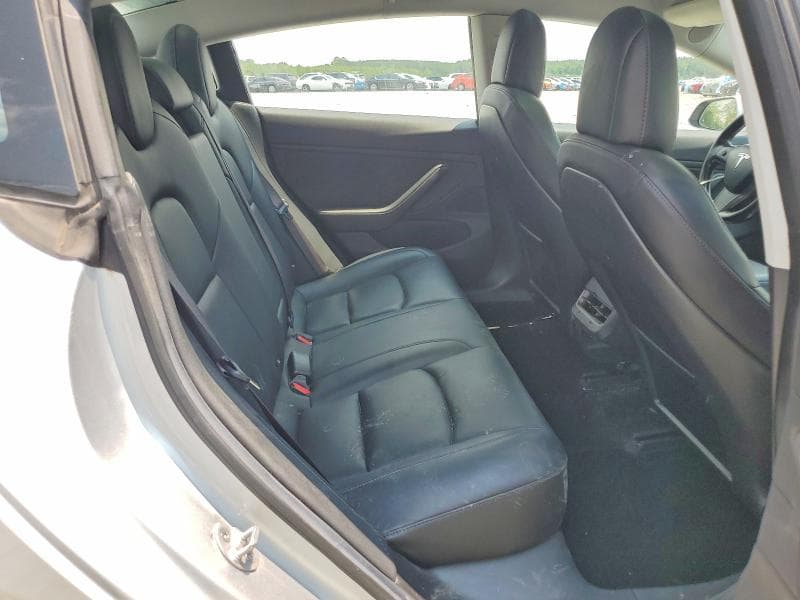 2018 TESLA MODEL 3 10