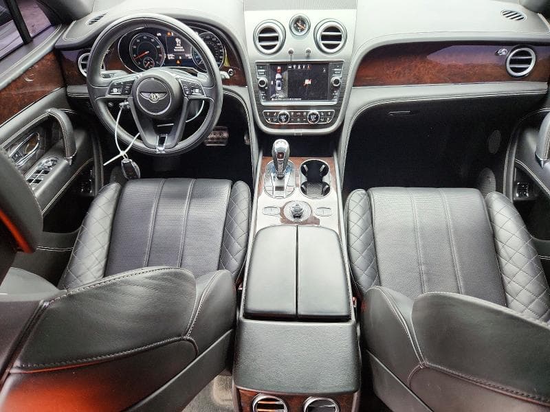 2017 BENTLEY BENTAYGA 8