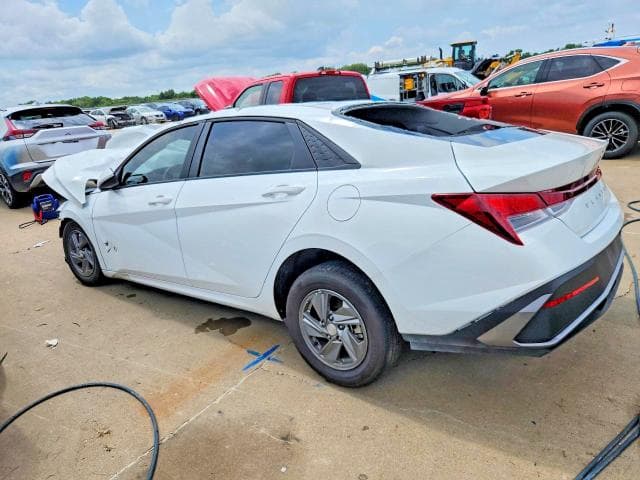 2026 HYUNDAI ELANTRA SE 2
