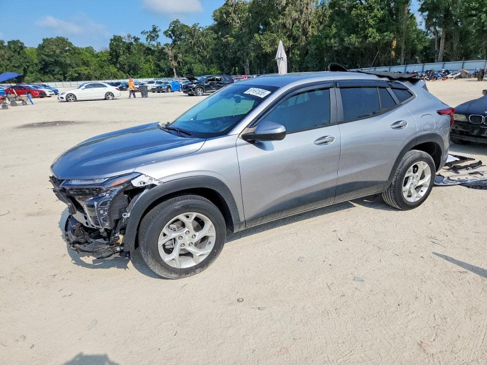 2024 CHEVROLET TRAX LS - 1