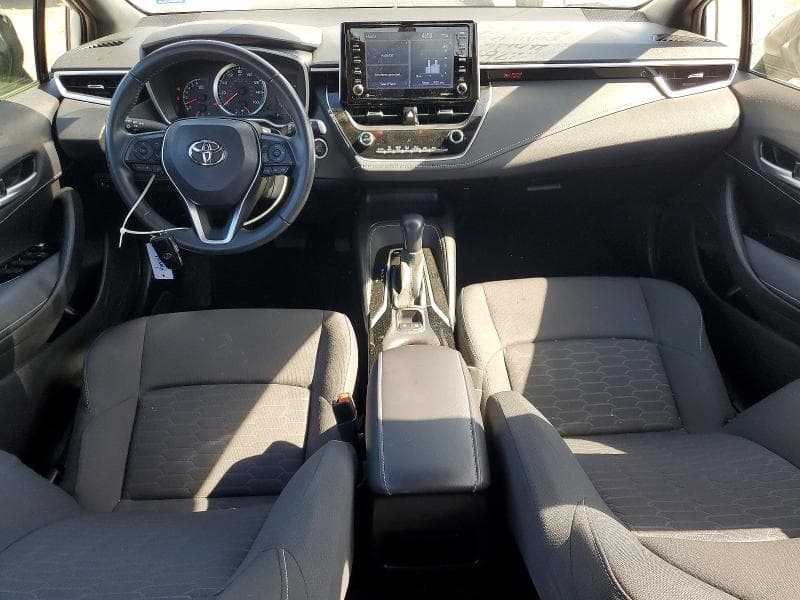 2021 TOYOTA COROLLA HATCHBACK SE 8