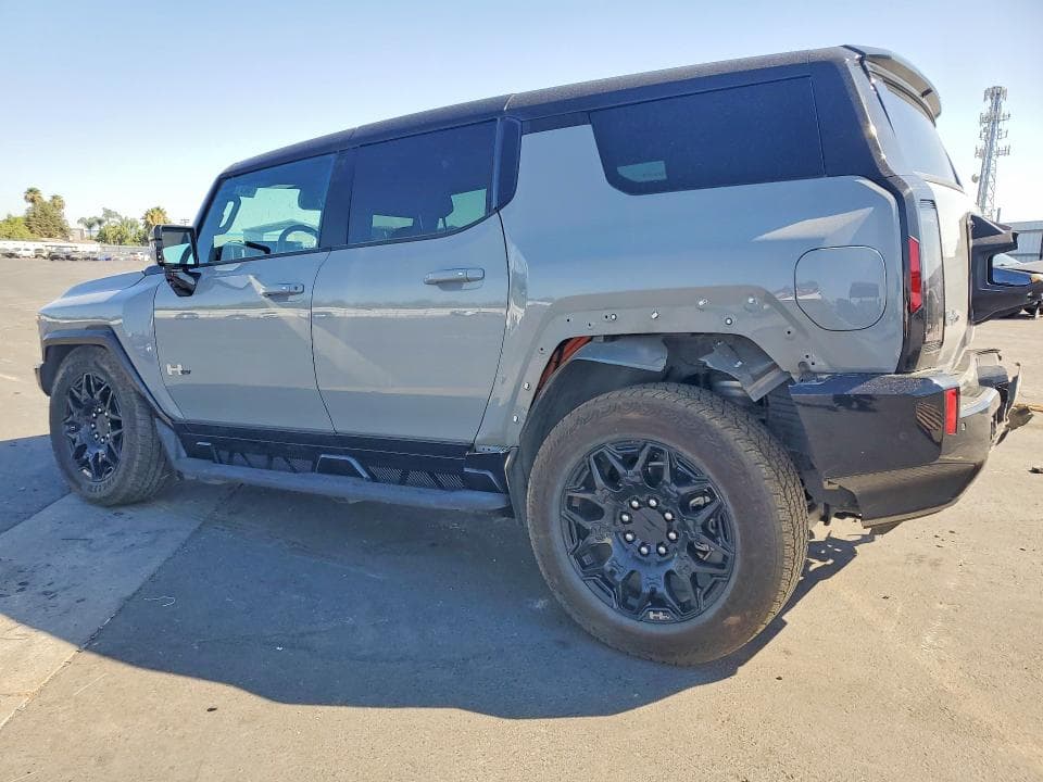 2025 GMC HUMMER SUV 2X 2