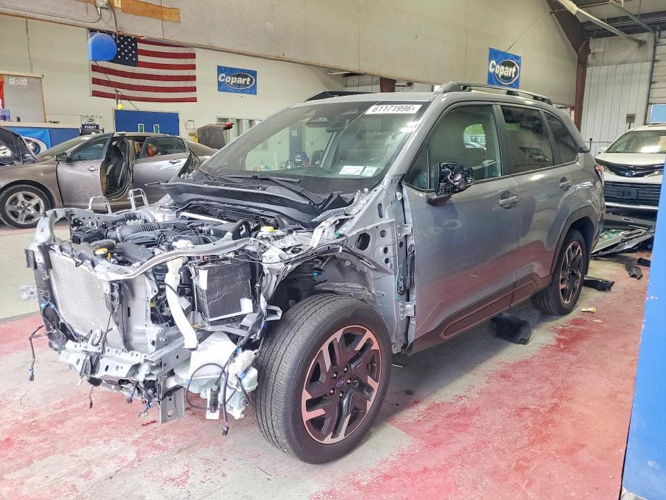 2025 SUBARU FORESTER LIMITED - 1