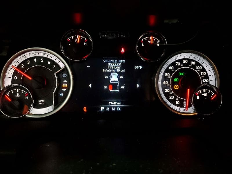2018 RAM 1500 SLT 9