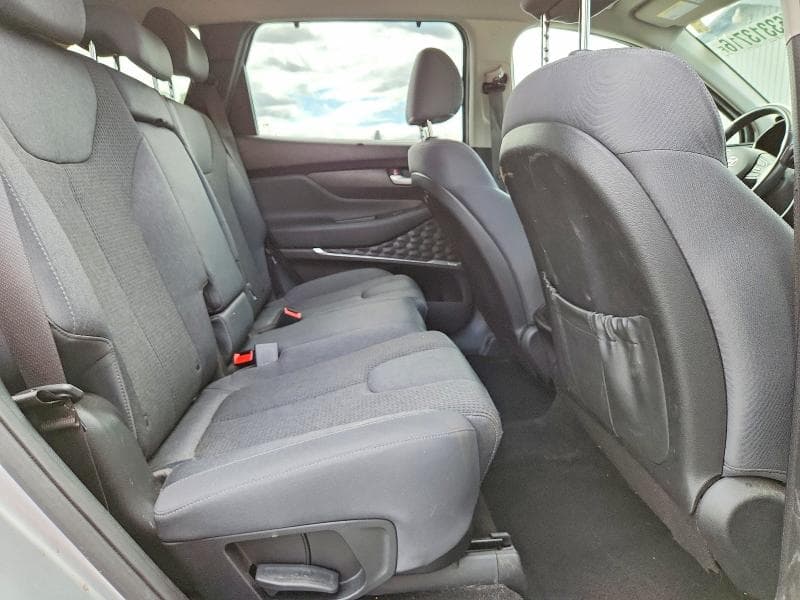 2019 HYUNDAI SANTA FE 11