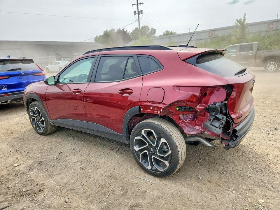 2025 CHEVROLET TRAX 2RS 2
