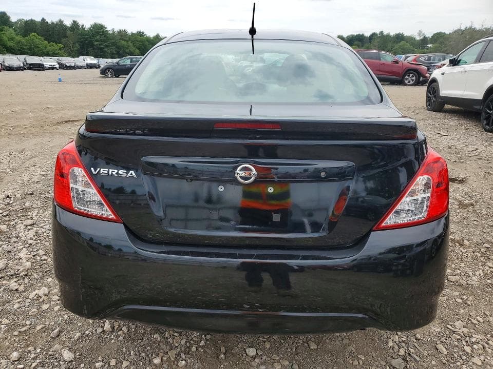 2019 NISSAN VERSA S PLUS 6