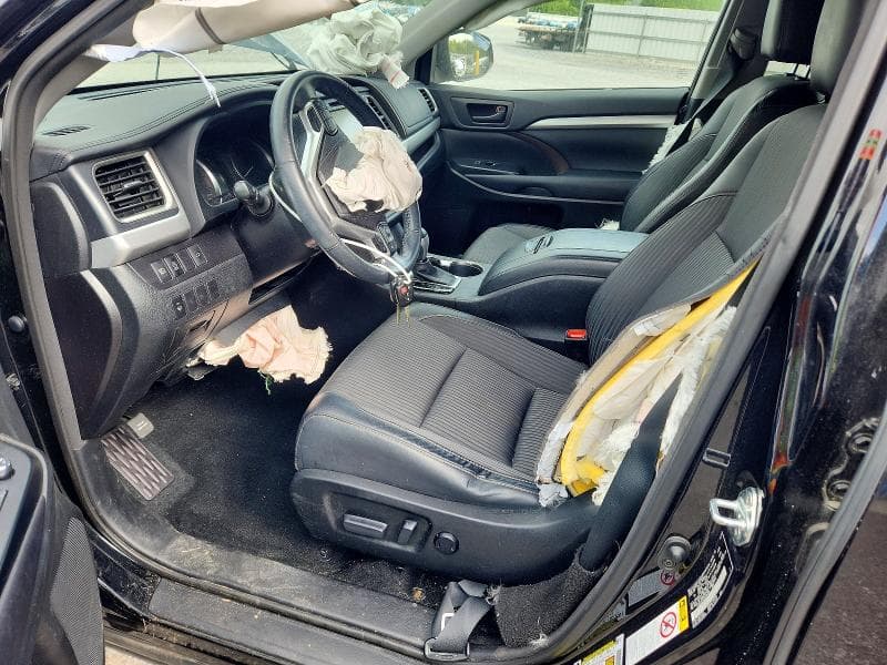 2017 TOYOTA HIGHLANDER LE PLUS 7