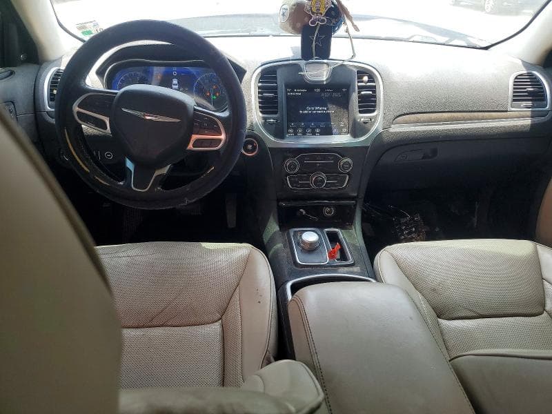 2019 CHRYSLER 300 LIMITED 8
