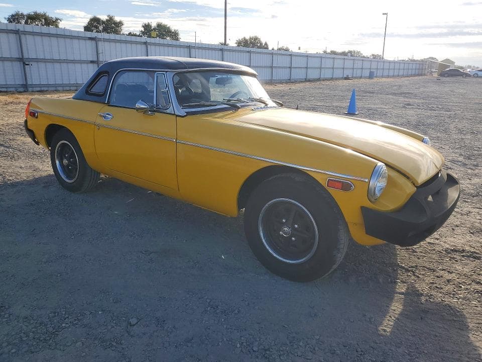 1976 MG MGB 4