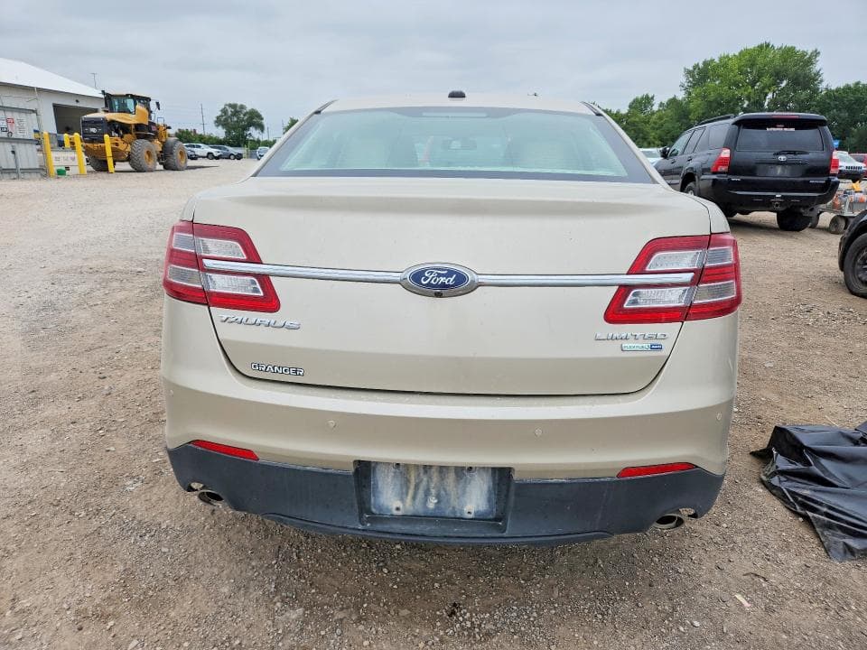 2018 FORD TAURUS LIMITED 6