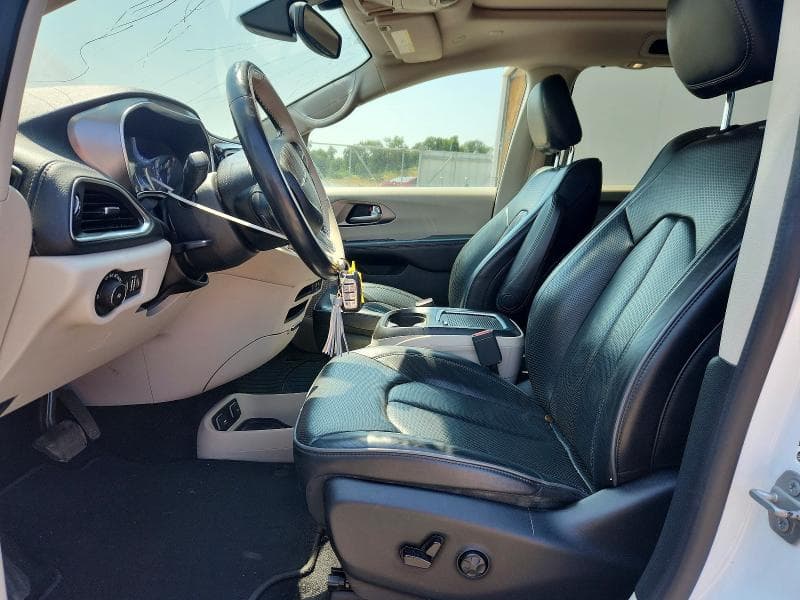 2019 CHRYSLER PACIFICA LIMITED 7