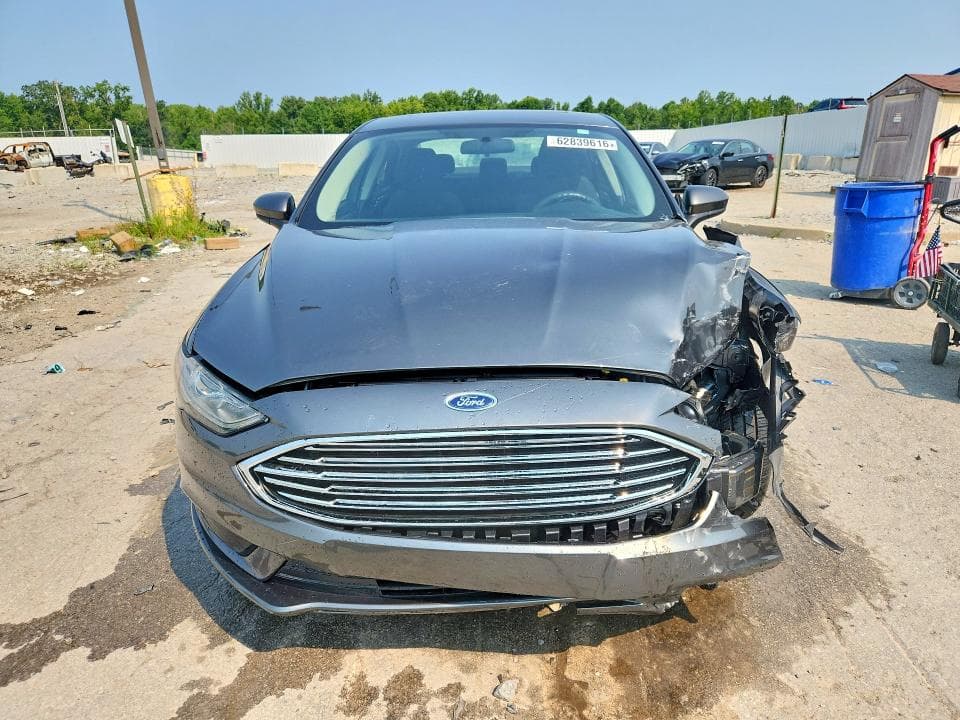 2017 FORD FUSION SE 5