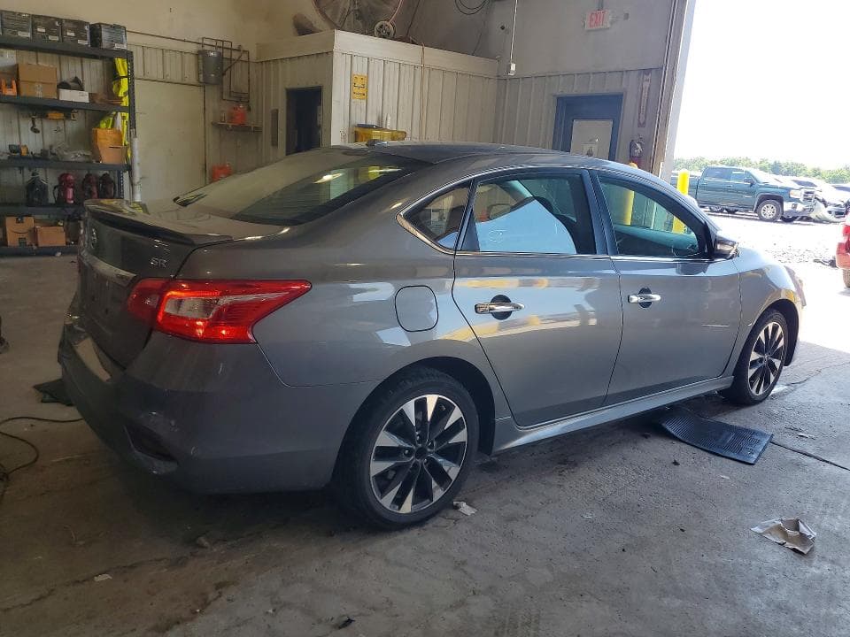 2019 NISSAN SENTRA SR 3