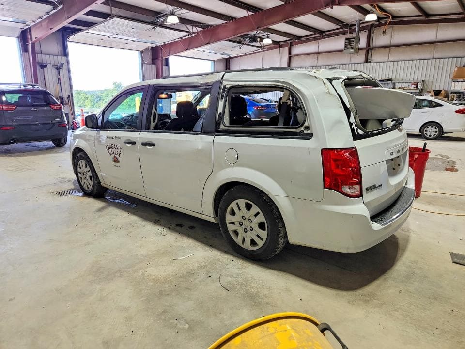 2019 DODGE GRAND CARAVAN SE 2