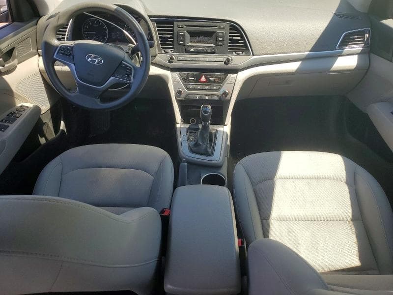2017 HYUNDAI ELANTRA SE 8