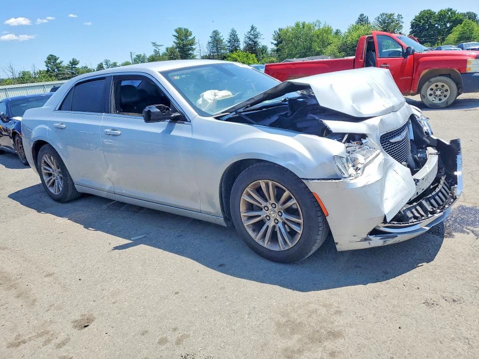 2019 CHRYSLER 300 TOURING 4
