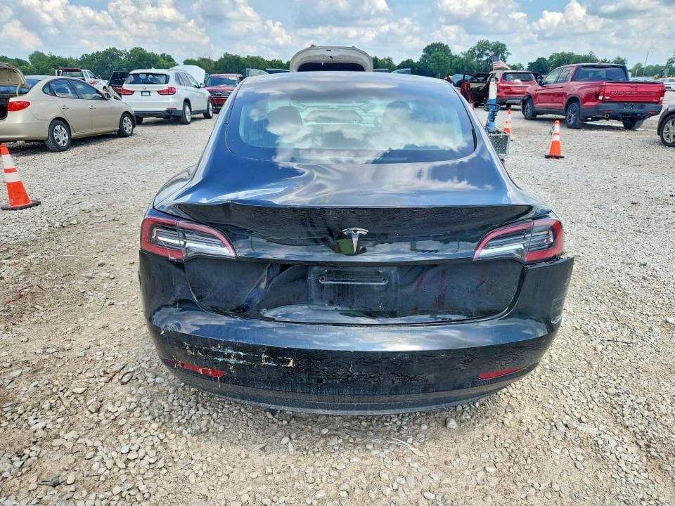 2020 TESLA MODEL 3 6