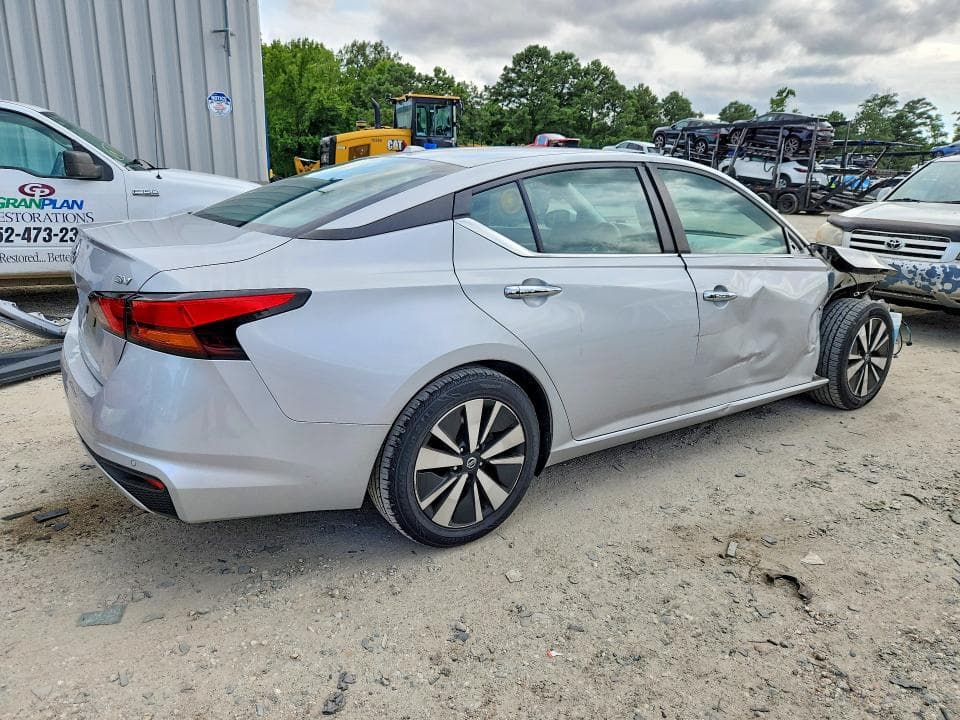 2022 NISSAN ALTIMA SV SV 3