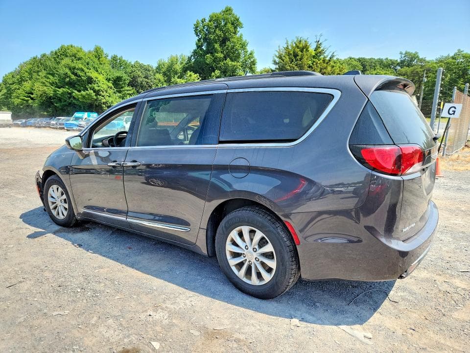 2017 CHRYSLER PACIFICA TOURING L 2