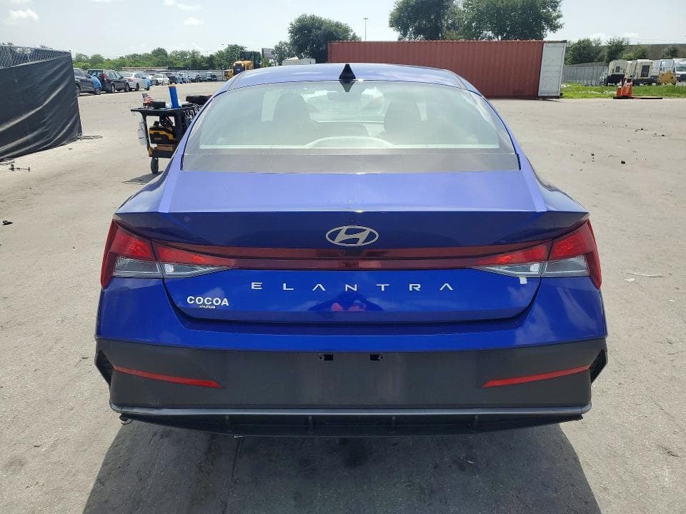 2024 HYUNDAI ELANTRA SEL 6