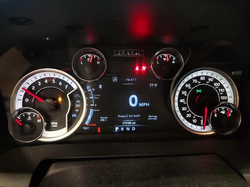 2018 RAM 1500 SLT 9