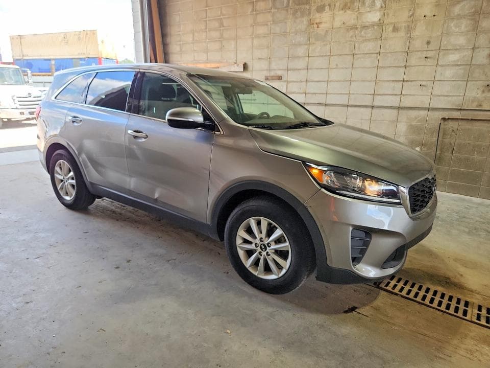 2019 KIA SORENTO LX V6 4