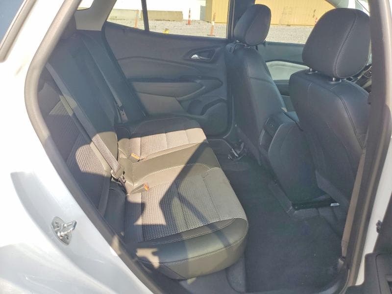2025 CHEVROLET TRAX 1LT 11