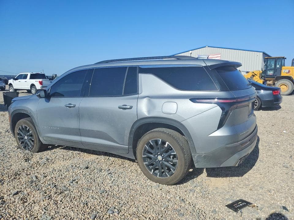 2026 CHEVROLET TRAVERSE LT 2
