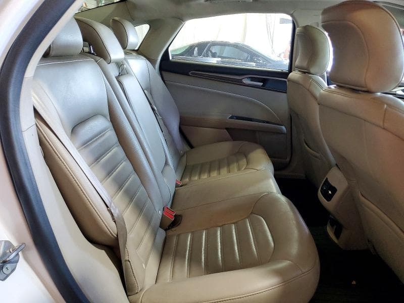 2017 FORD FUSION SE 10