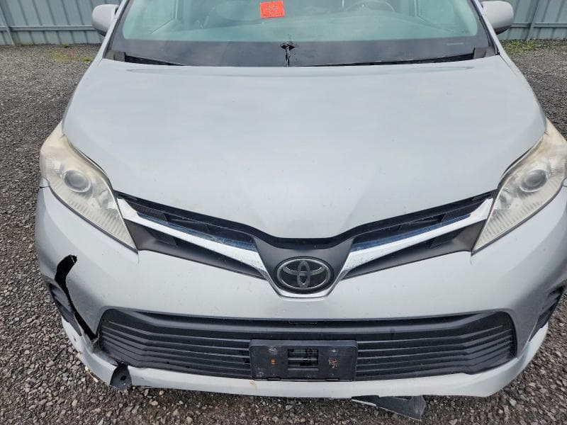 2020 TOYOTA SIENNA LE 12