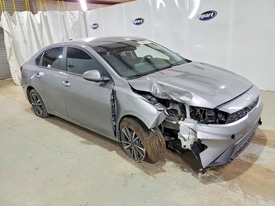 2024 KIA FORTE LXS 4