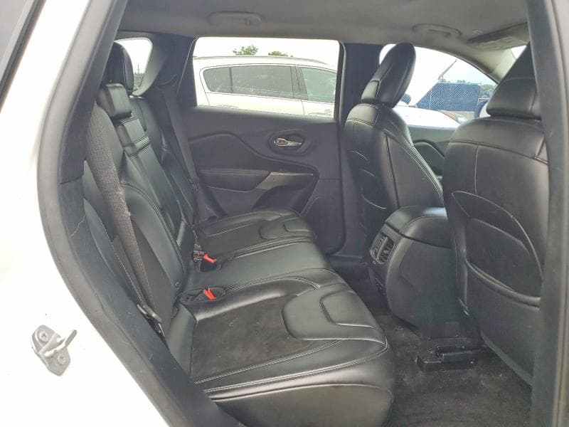 2019 JEEP CHEROKEE LATITUDE PLUS 11