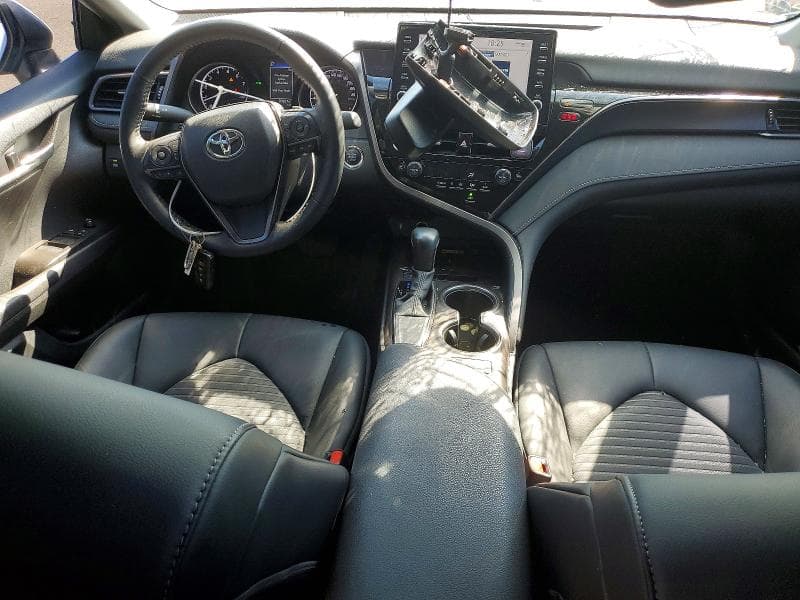 2024 TOYOTA CAMRY SE 8