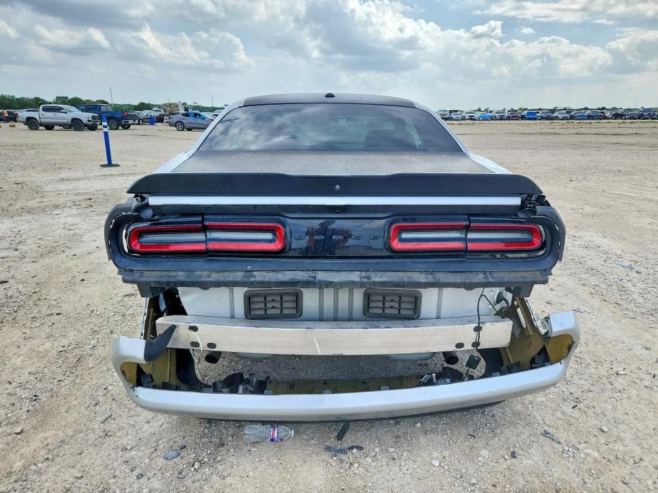 2021 DODGE CHALLENGER SXT 6