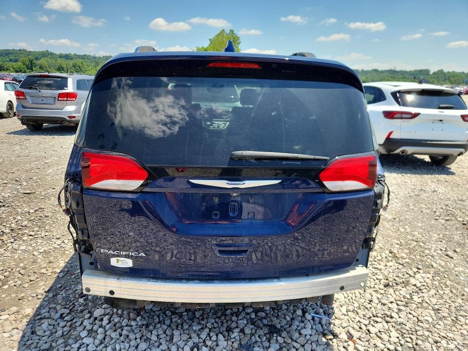 2018 CHRYSLER PACIFICA TOURING L 6