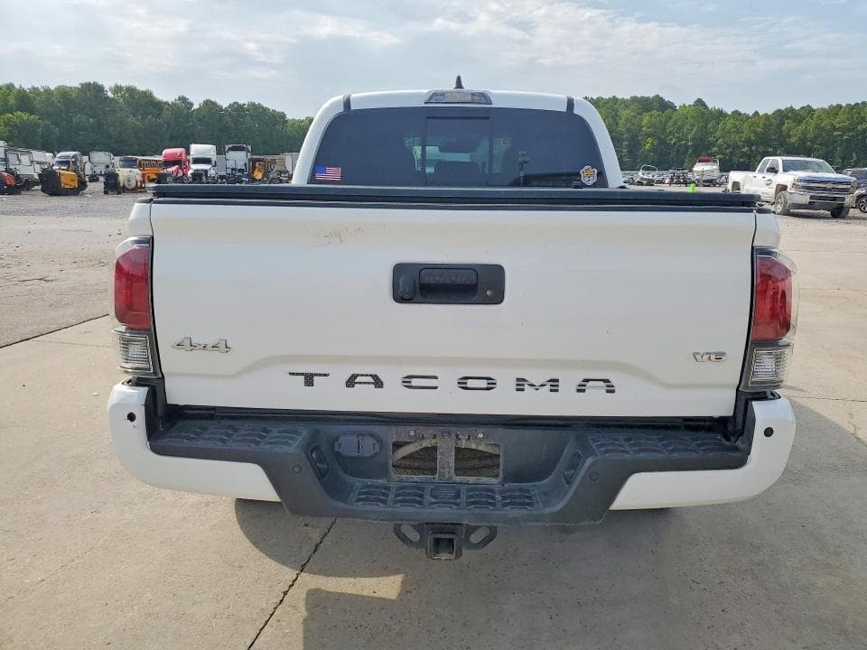 2021 TOYOTA TACOMA LIMITED 6