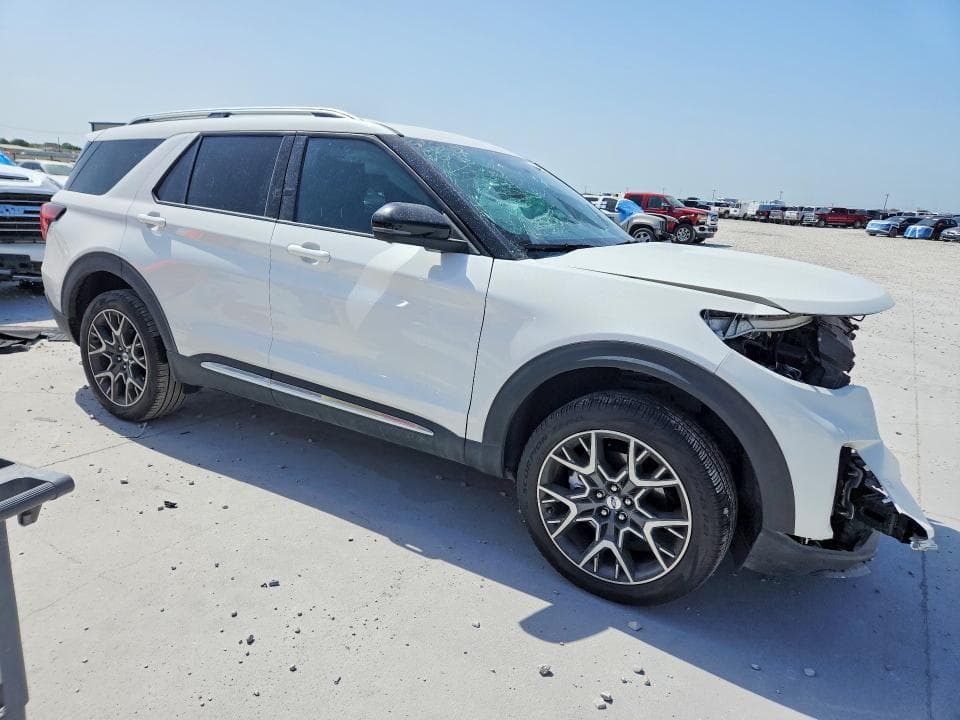 2025 FORD EXPLORER PLATINUM 4