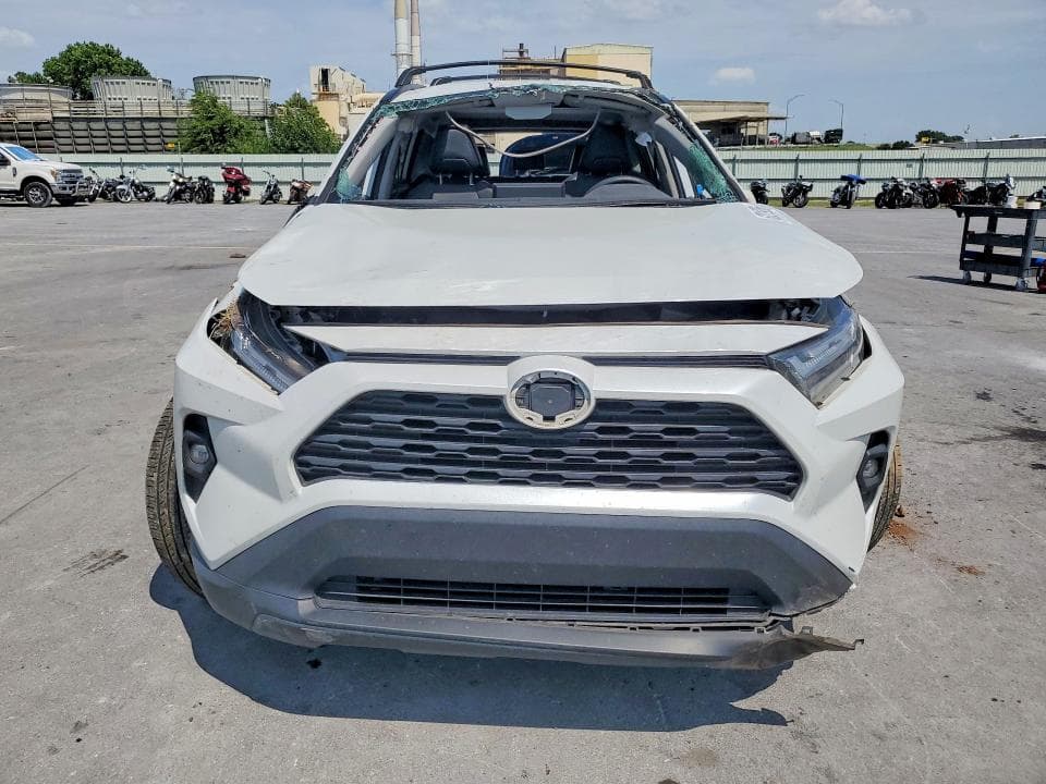 2024 TOYOTA RAV4 XLE PREMIUM 5