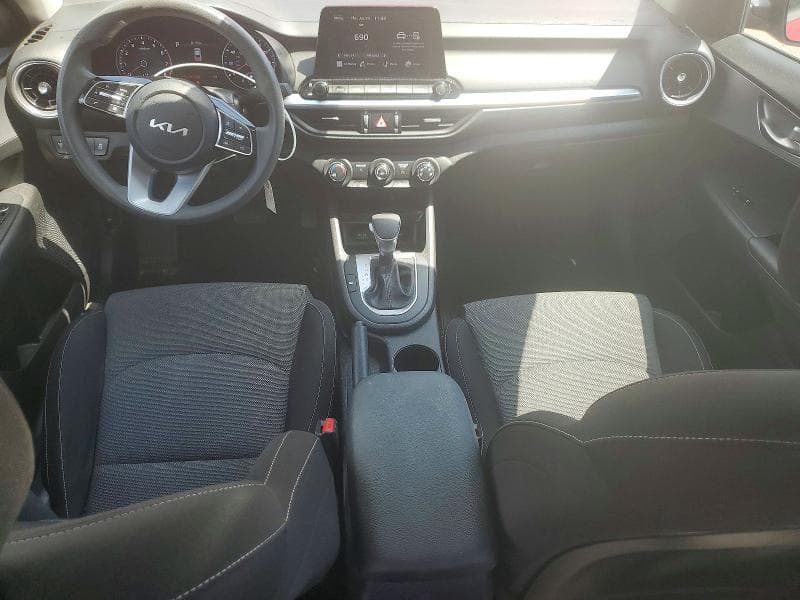 2022 KIA FORTE LXS 8