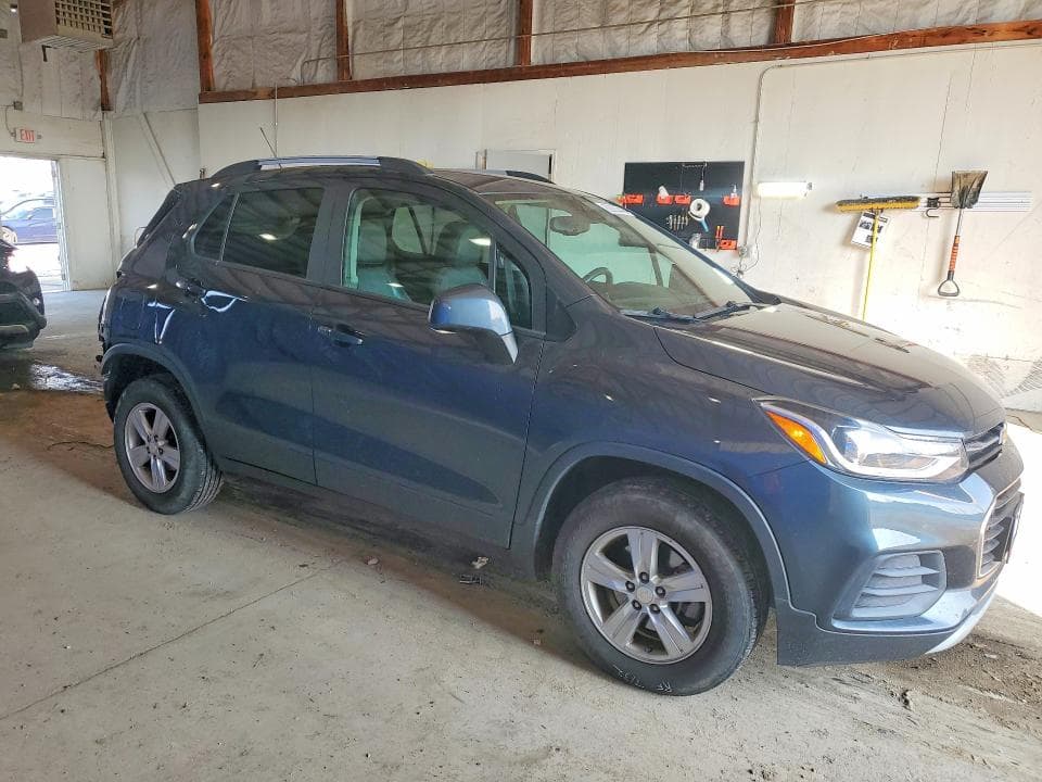 2022 CHEVROLET TRAX 1LT 4