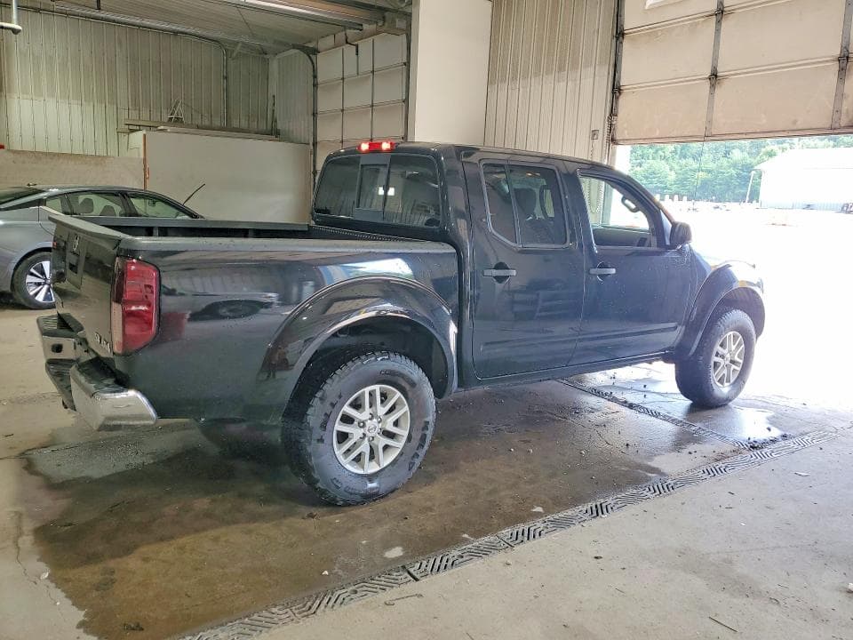 2017 NISSAN FRONTIER SV 3