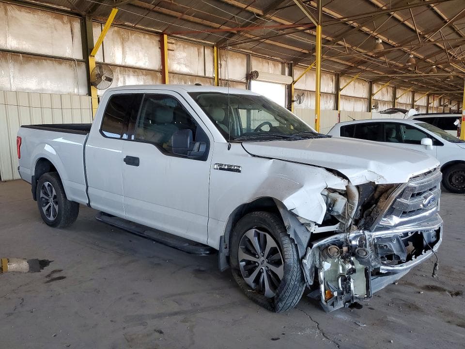 2017 FORD F150 SUPER CAB 4