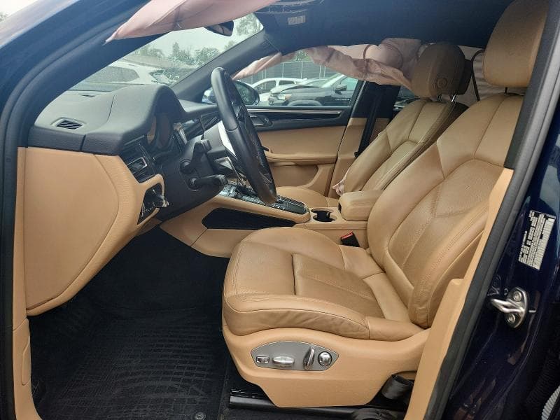2020 PORSCHE MACAN 7