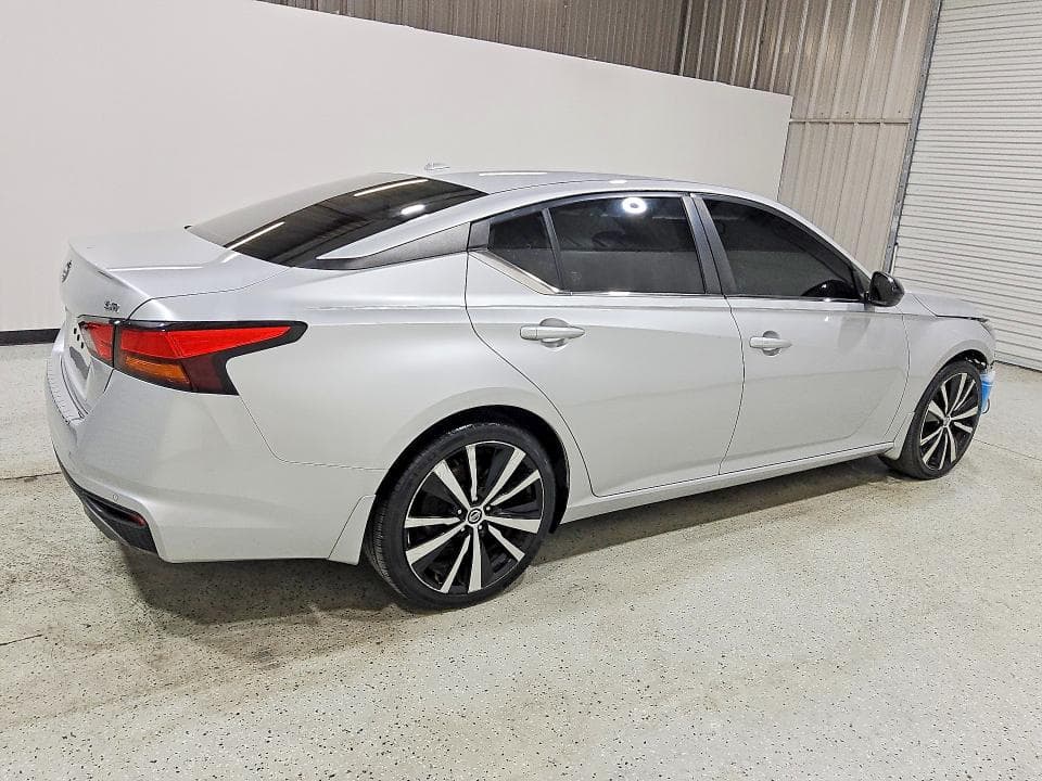 2020 NISSAN ALTIMA 2.5 SR 3