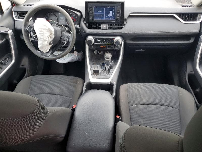 2022 TOYOTA RAV4 LE 8