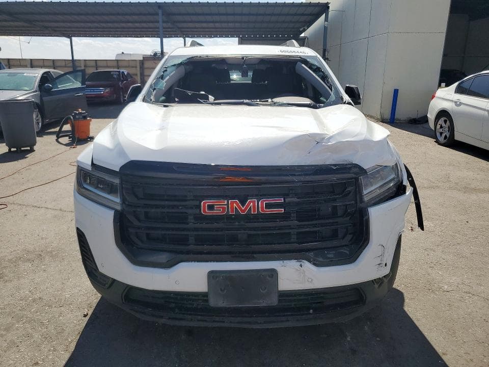 2023 GMC ACADIA SLE 5