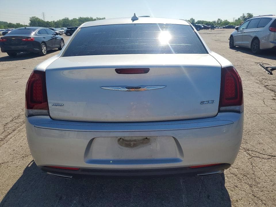 2019 CHRYSLER 300 TOURING 6