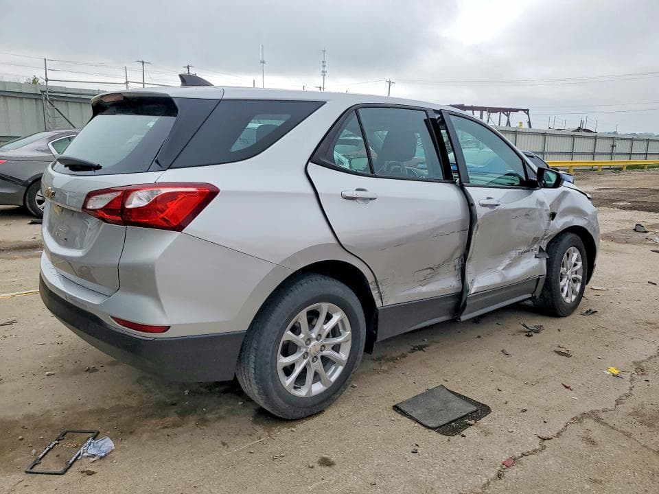 2019 CHEVROLET EQUINOX LS 3