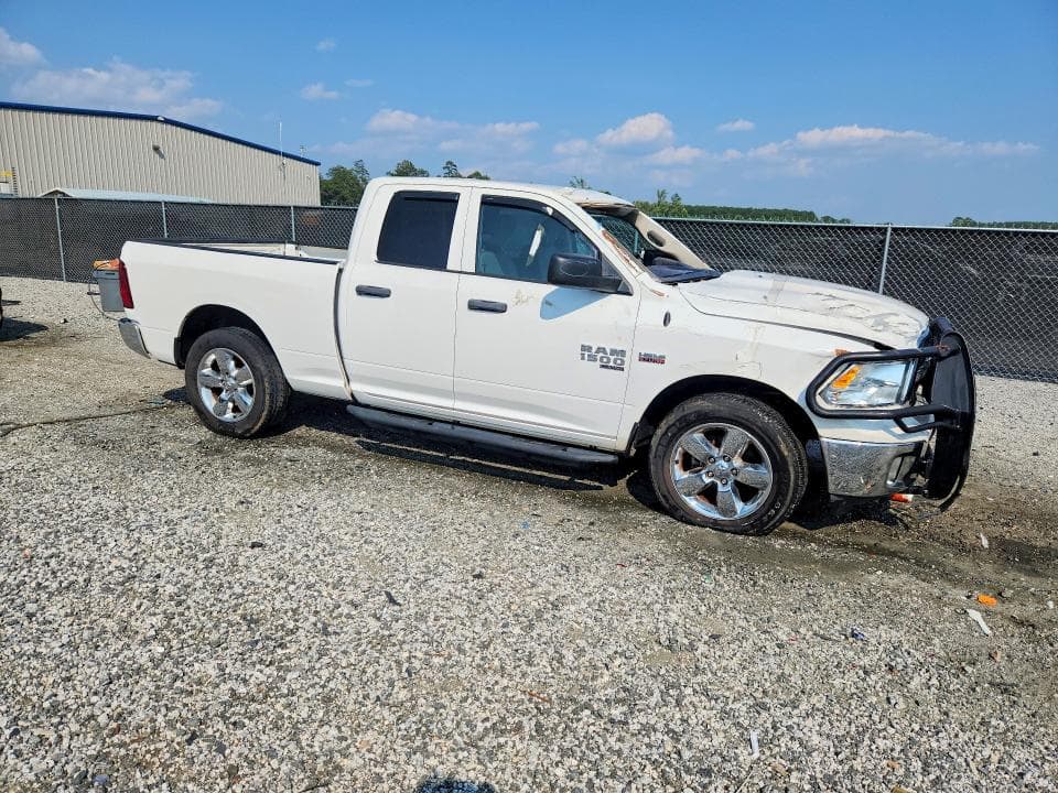 2021 RAM 1500 CLASSIC TRADESMAN 4